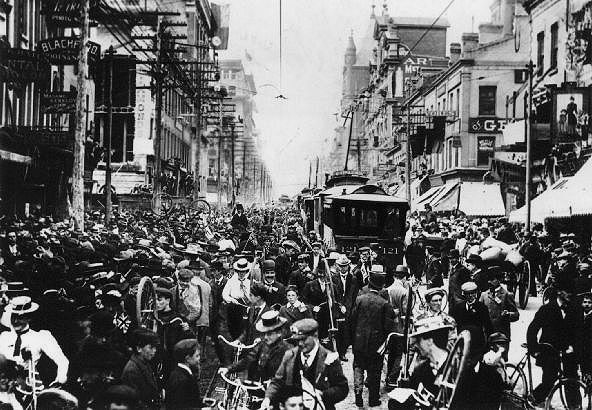 Yonge at Adelaide, c 1902